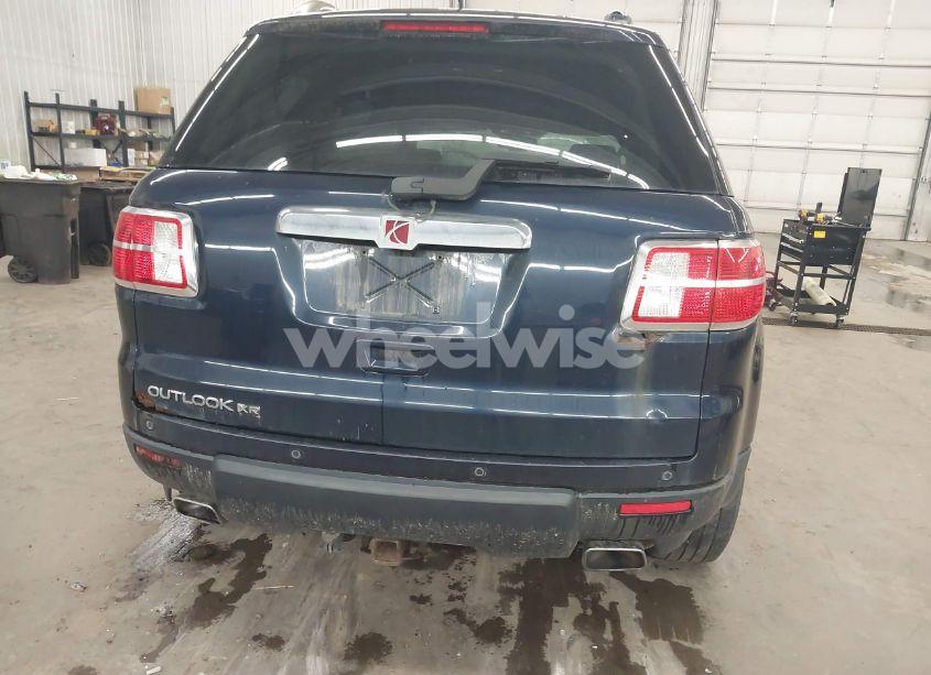 Photo 6 of 2007 Saturn Outlook XR (VIN 5GZER33777J133539)