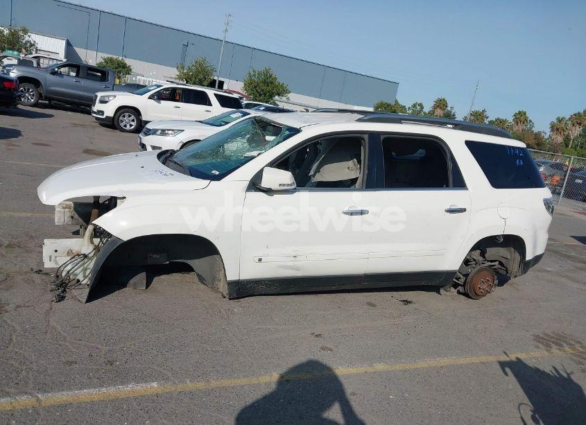 Photo 13 of 2008 Saturn Outlook XR (VIN 5GZER33788J183142)