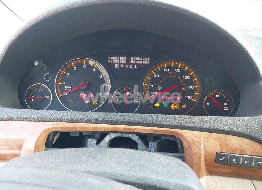 Photo 7 of 2008 Saturn Outlook XR (VIN 5GZER33798J202796)