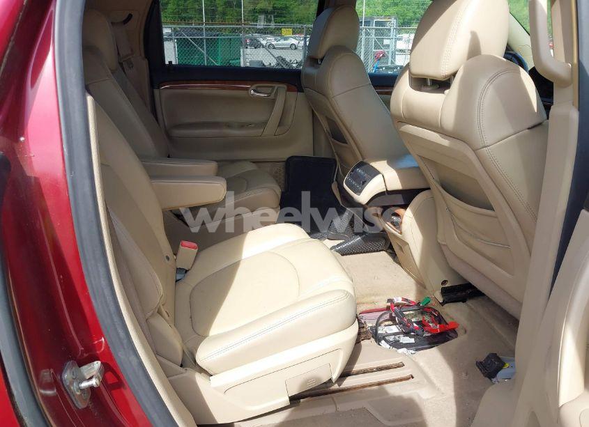 Photo 8 of 2008 Saturn Outlook XR (VIN 5GZER33798J202796)