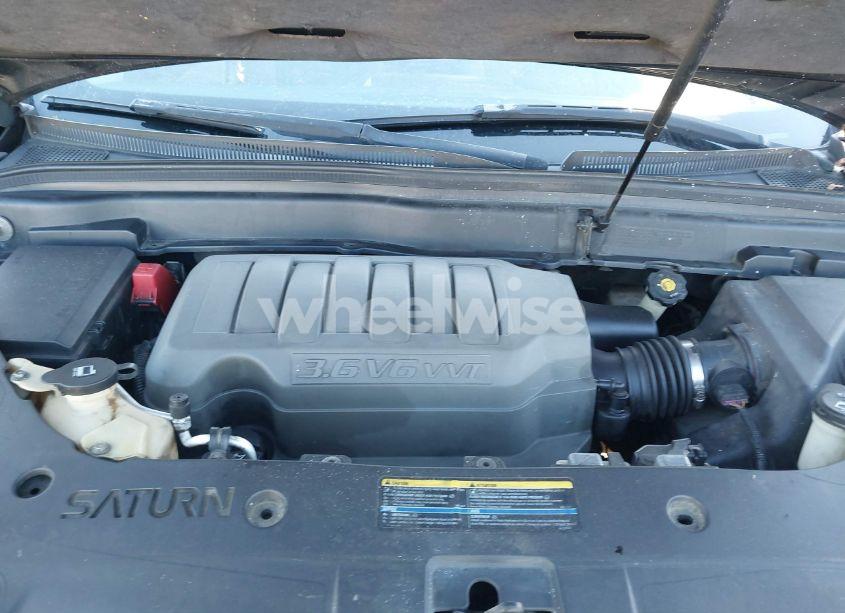 Photo 10 of 2008 Saturn Outlook XE (VIN 5GZEV13758J207445)