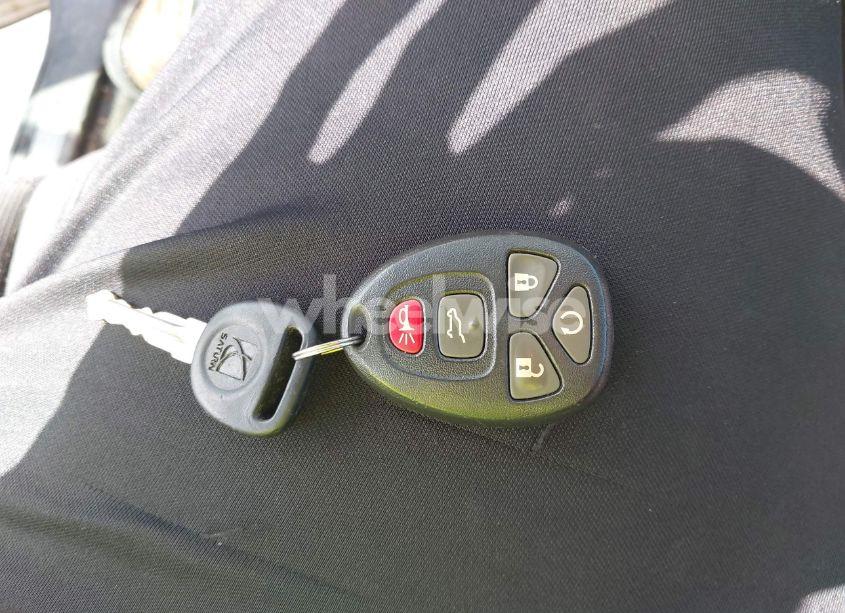 Photo 11 of 2008 Saturn Outlook XR (VIN 5GZEV23708J223123)