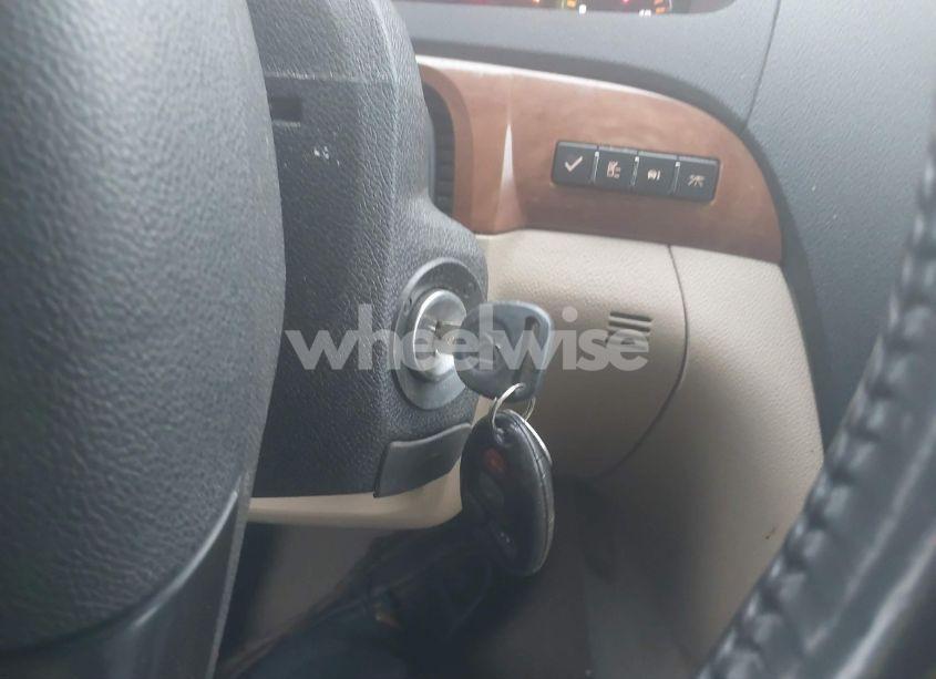 Photo 11 of 2009 Saturn Outlook XR (VIN 5GZEV23D49J177710)