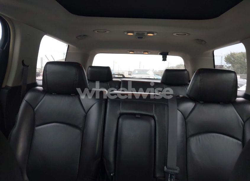 Photo 8 of 2007 Saturn Outlook XR (VIN 5GZEV33727J149403)