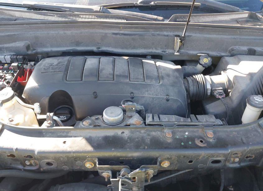 Photo 10 of 2010 Saturn Outlook XR-L (VIN 5GZLRVED3AJ204121)