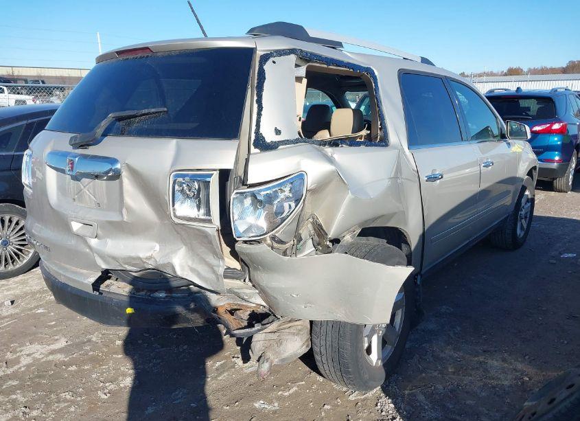 Photo 4 of 2010 Saturn Outlook XR-L (VIN 5GZLRVED3AJ204121)