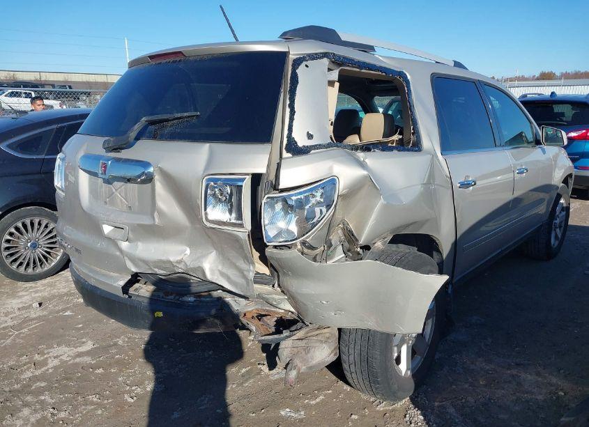 Photo 6 of 2010 Saturn Outlook XR-L (VIN 5GZLRVED3AJ204121)