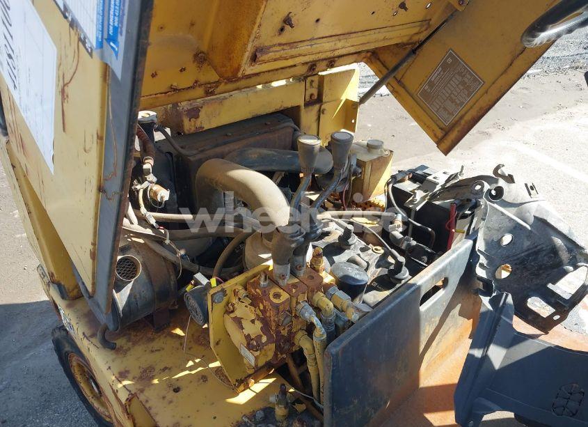 Photo 10 of 1995 Caterpillar V30d (VIN 5HB04489)