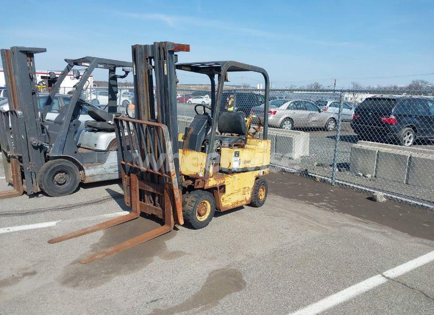 Photo 2 of 1995 Caterpillar V30d (VIN 5HB04489)