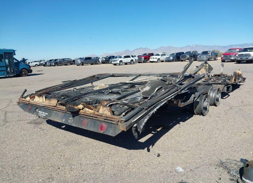 Photo 4 of 2004 Weekend Warrior (VIN 5HRFF26214C002819)