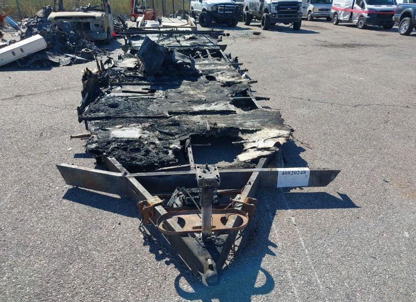 Photo 6 of 2004 Weekend Warrior (VIN 5HRFF26214C002819)