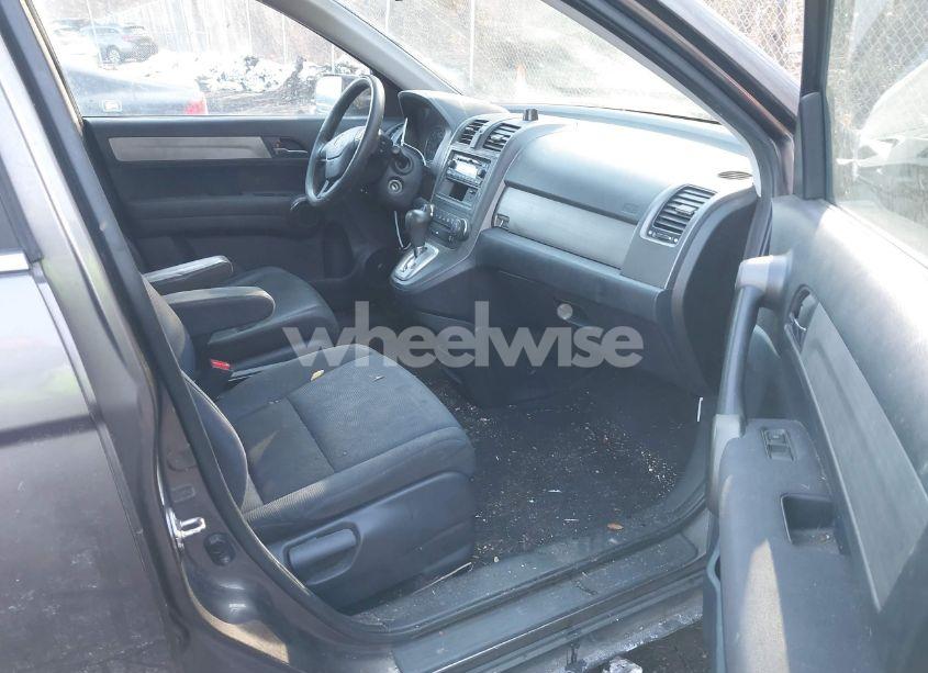 Photo 5 of 2010 Honda Cr-v LX (VIN 5J6RE3H32AL019099)