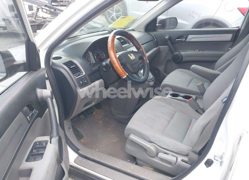 Photo 5 of 2010 Honda Cr-v LX (VIN 5J6RE3H33AL002148)