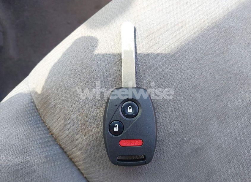 Photo 11 of 2011 Honda Cr-v LX (VIN 5J6RE3H37BL008343)