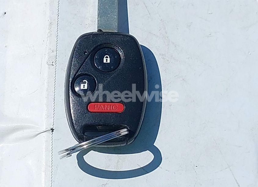 Photo 11 of 2011 Honda Cr-v LX (VIN 5J6RE3H37BL041259)