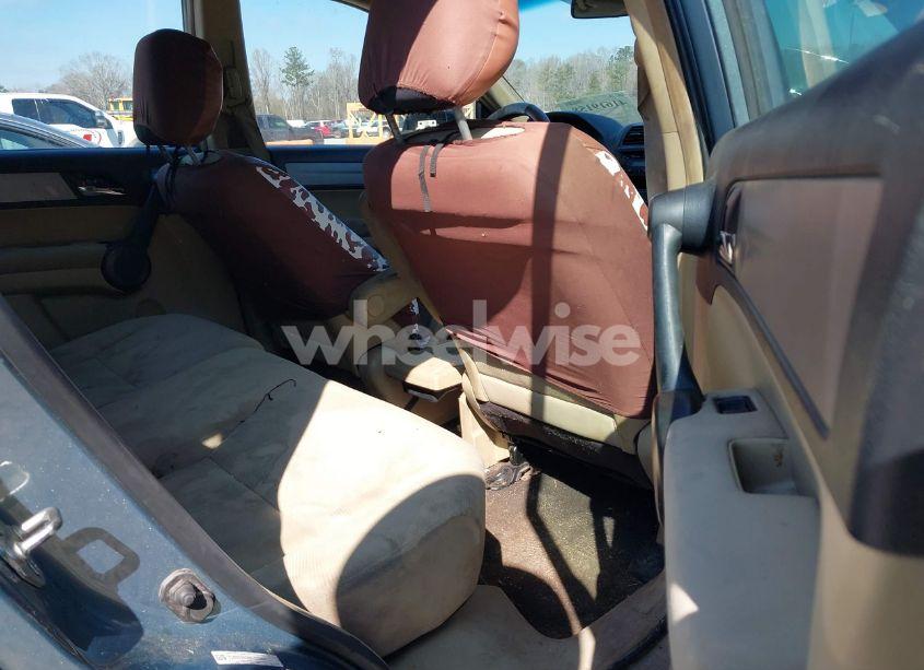 Photo 8 of 2011 Honda Cr-v LX (VIN 5J6RE3H38BL031159)