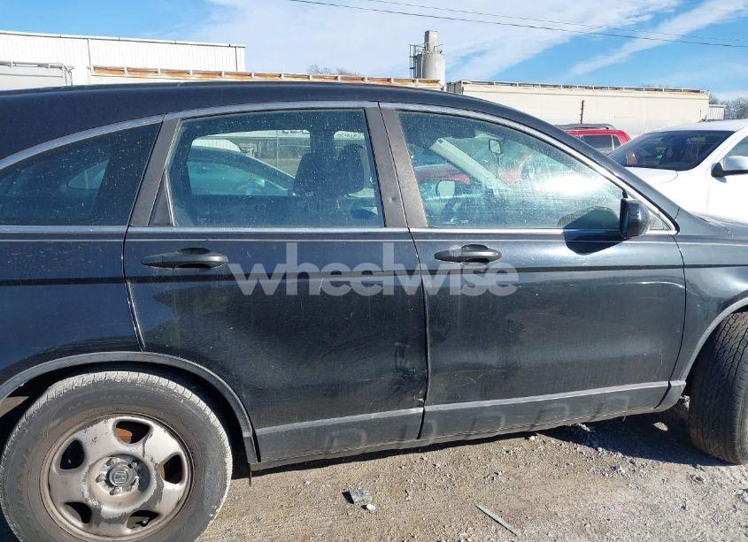 Photo 13 of 2011 Honda Cr-v LX (VIN 5J6RE3H3XBL021474)