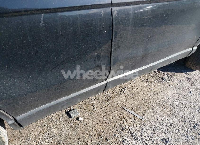 Photo 18 of 2011 Honda Cr-v LX (VIN 5J6RE3H3XBL021474)