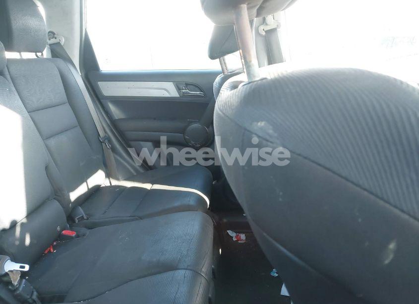Photo 8 of 2011 Honda Cr-v LX (VIN 5J6RE3H3XBL021474)