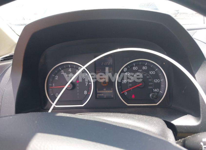 Photo 7 of 2011 Honda Cr-v LX (VIN 5J6RE3H3XBL051140)