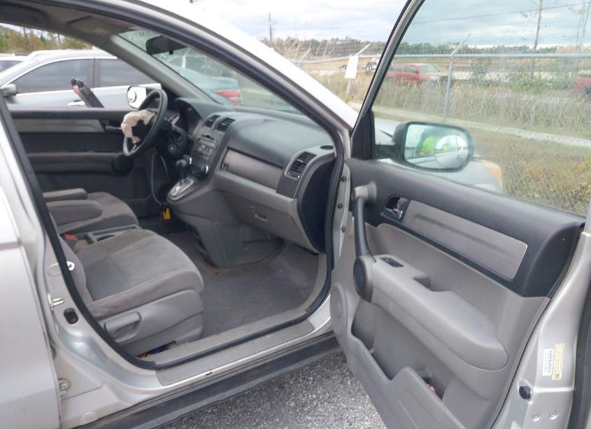 Photo 5 of 2011 Honda Cr-v SE (VIN 5J6RE3H40BL037501)