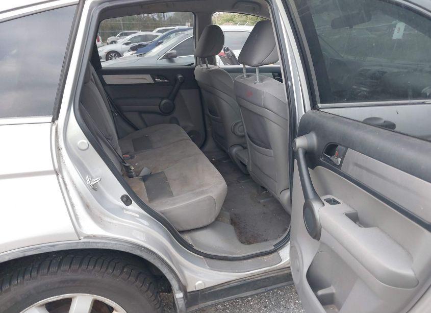 Photo 8 of 2011 Honda Cr-v SE (VIN 5J6RE3H40BL037501)