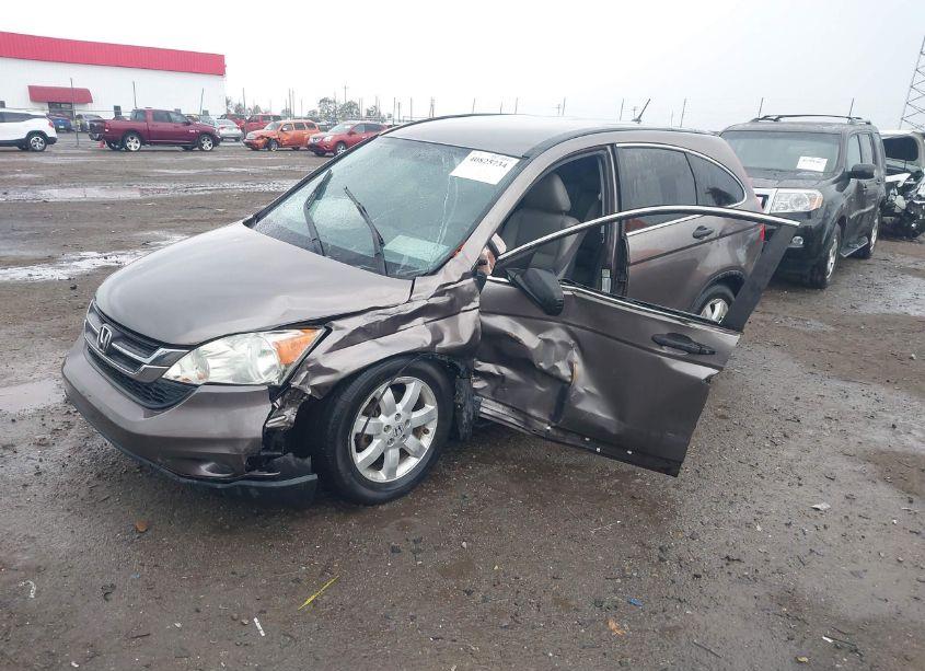 Photo 2 of 2011 Honda Cr-v SE (VIN 5J6RE3H45BL049966)