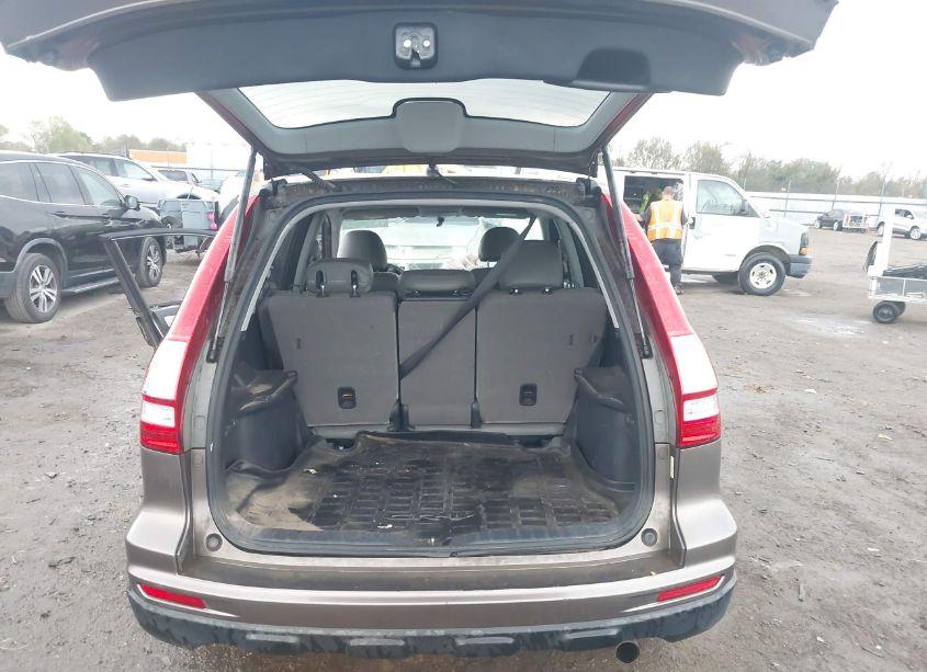 Photo 8 of 2011 Honda Cr-v SE (VIN 5J6RE3H45BL049966)