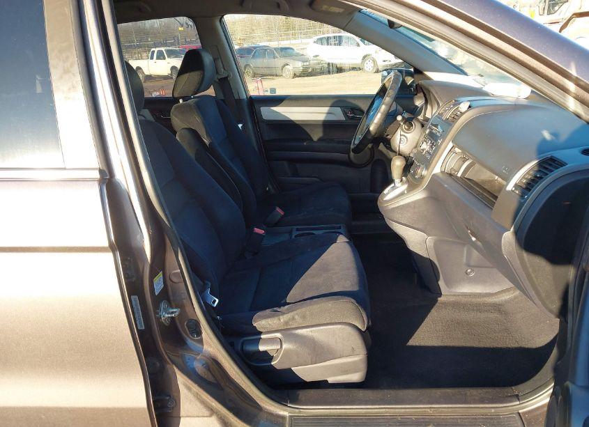 Photo 5 of 2011 Honda Cr-v SE (VIN 5J6RE3H45BL052110)