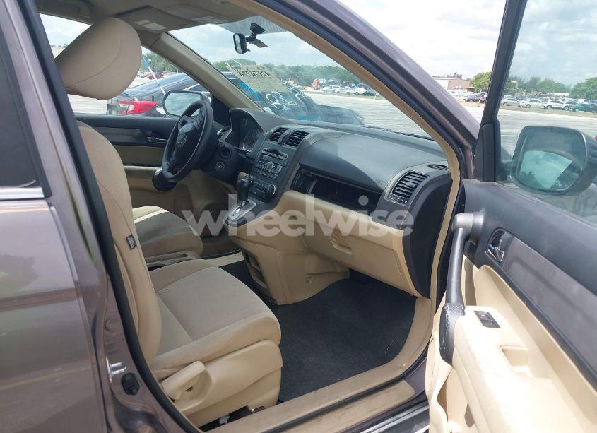 Photo 5 of 2011 Honda Cr-v SE (VIN 5J6RE3H4XBL001072)