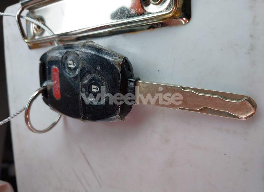 Photo 11 of 2011 Honda Cr-v EX (VIN 5J6RE3H5XBL001324)