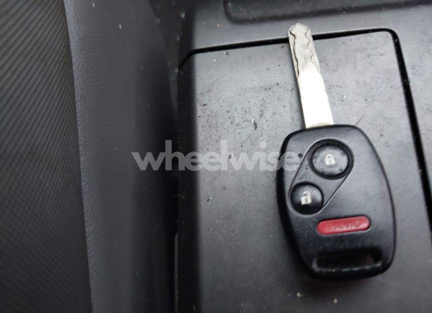 Photo 11 of 2011 Honda Cr-v EX-L (VIN 5J6RE3H78BL019001)