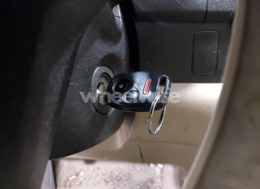 Photo 11 of 2009 Honda Cr-v LX (VIN 5J6RE48389L000283)