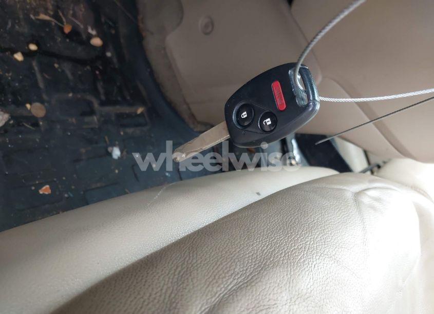 Photo 11 of 2008 Honda Cr-v EX-L (VIN 5J6RE48788L047847)