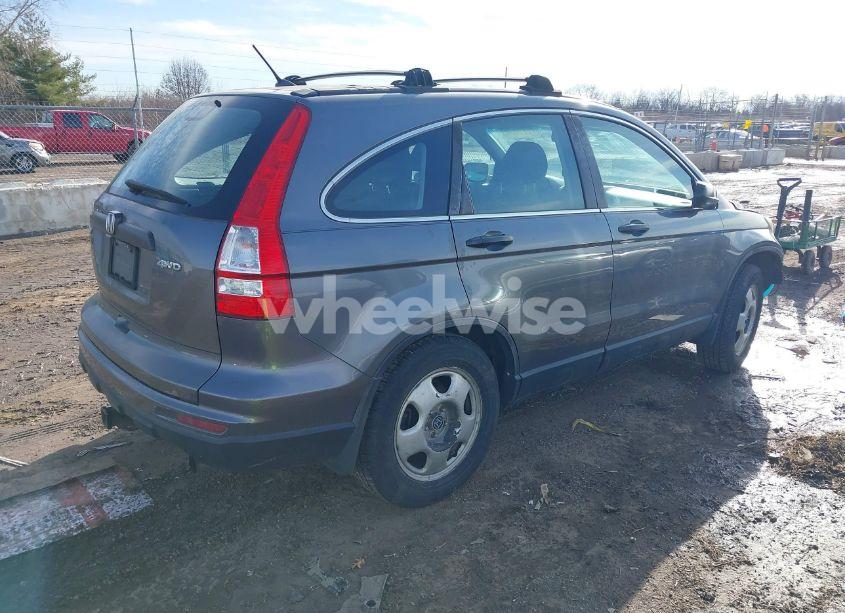 Photo 4 of 2010 Honda Cr-v LX (VIN 5J6RE4H30AL032603)