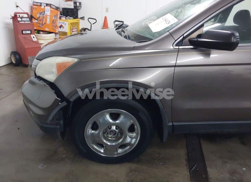 Photo 18 of 2010 Honda Cr-v LX (VIN 5J6RE4H30AL061440)