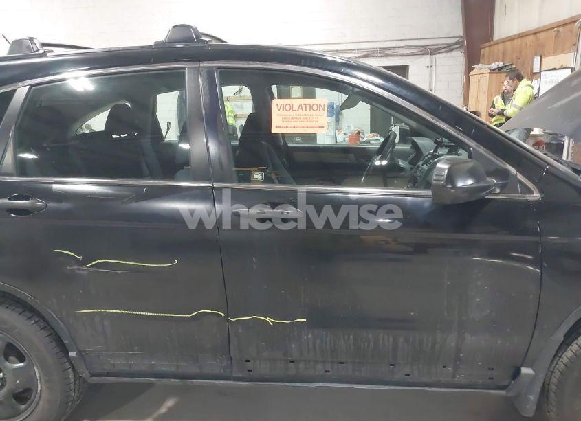 Photo 6 of 2011 Honda Cr-v LX (VIN 5J6RE4H30BL001840)