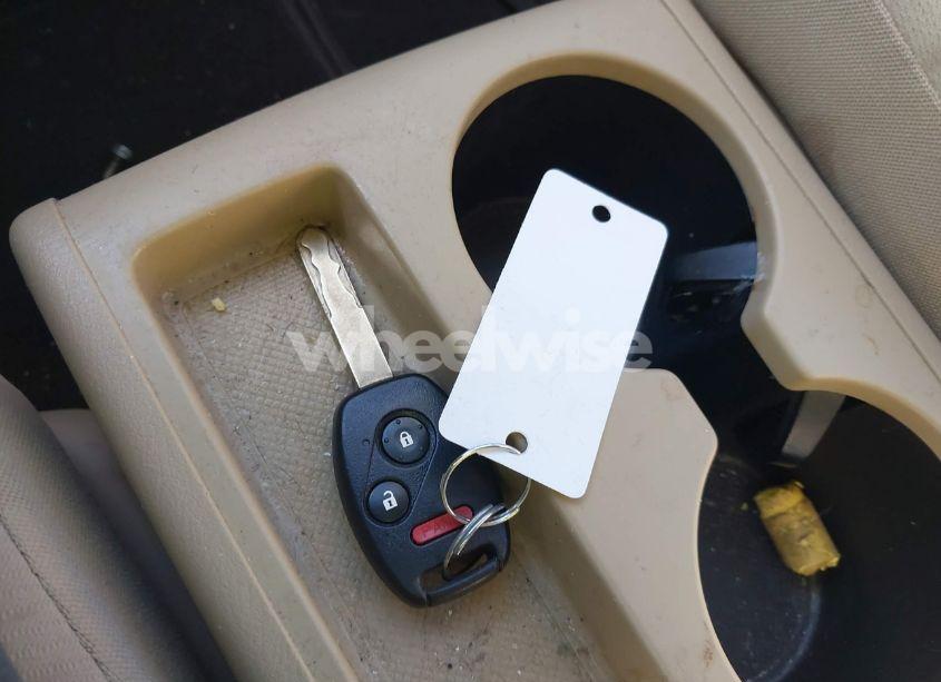 Photo 11 of 2010 Honda Cr-v LX (VIN 5J6RE4H31AL074469)