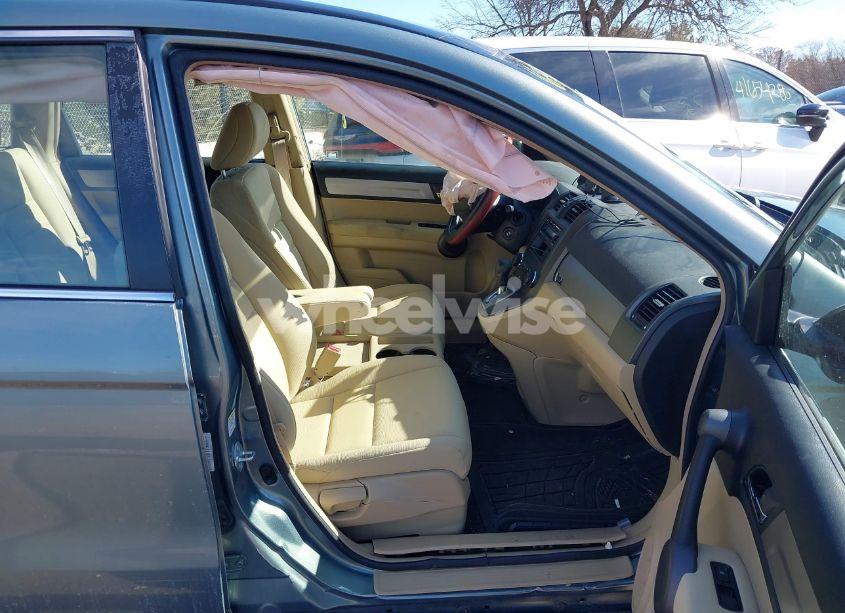 Photo 5 of 2010 Honda Cr-v LX (VIN 5J6RE4H31AL074469)