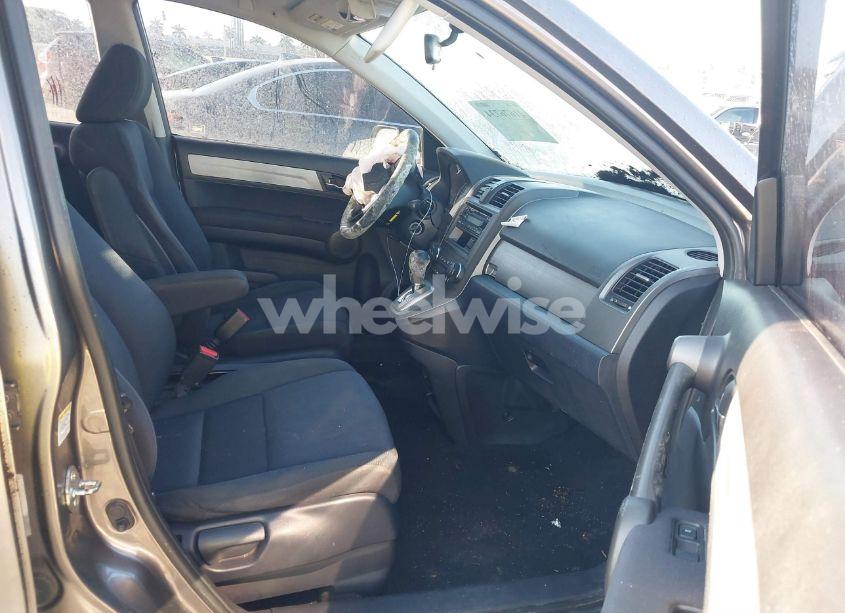 Photo 5 of 2010 Honda Cr-v LX (VIN 5J6RE4H32AL017746)