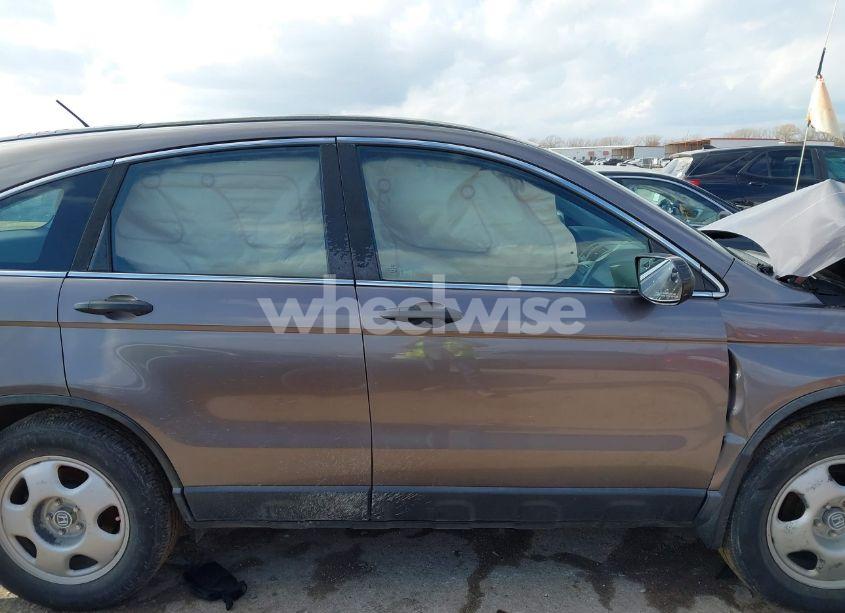 Photo 13 of 2011 Honda Cr-v LX (VIN 5J6RE4H32BL043913)