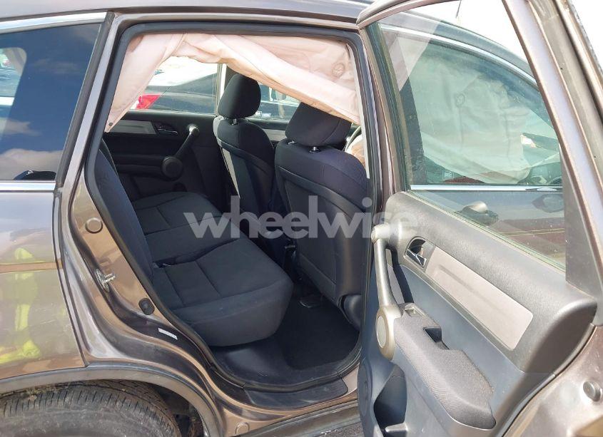 Photo 8 of 2011 Honda Cr-v LX (VIN 5J6RE4H32BL043913)