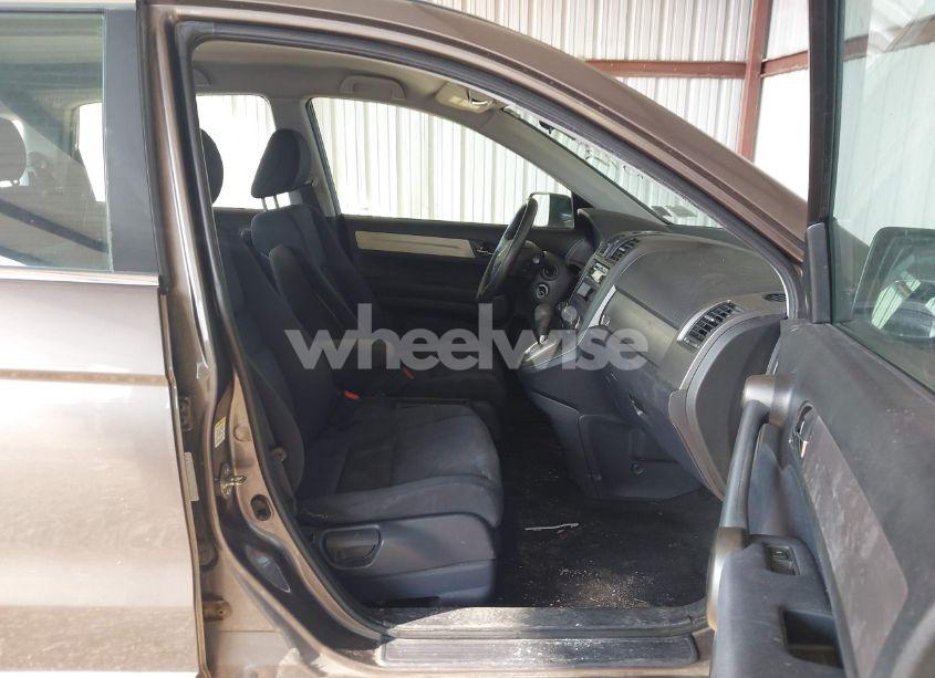 Photo 5 of 2011 Honda Cr-v LX (VIN 5J6RE4H33BL112933)