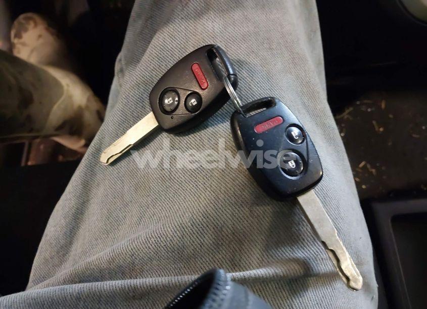 Photo 11 of 2010 Honda Cr-v LX (VIN 5J6RE4H34AL030711)