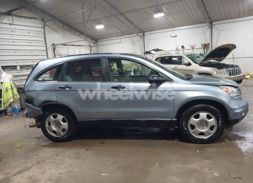 Photo 13 of 2010 Honda Cr-v LX (VIN 5J6RE4H34AL035858)