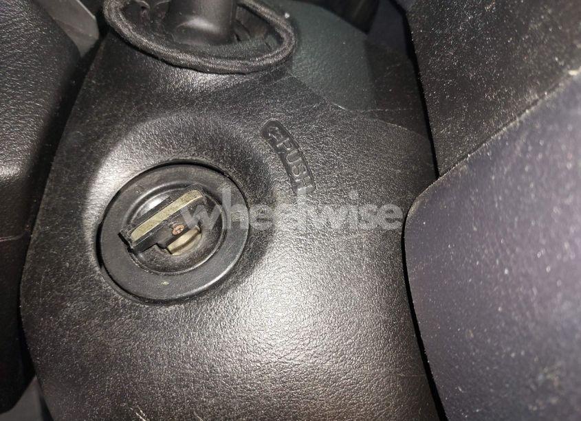 Photo 11 of 2011 Honda Cr-v LX (VIN 5J6RE4H34BL109474)