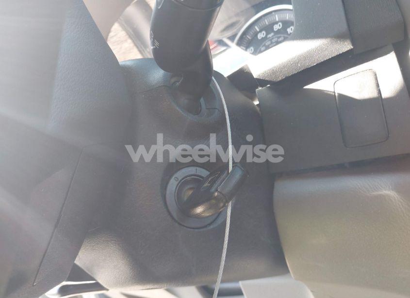 Photo 11 of 2010 Honda Cr-v LX (VIN 5J6RE4H35AL074247)