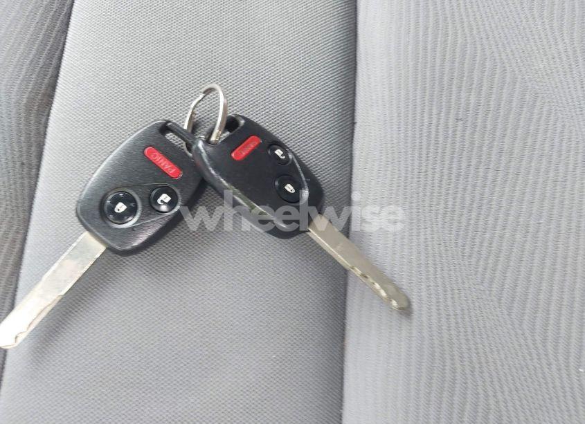 Photo 11 of 2011 Honda Cr-v LX (VIN 5J6RE4H35BL085735)