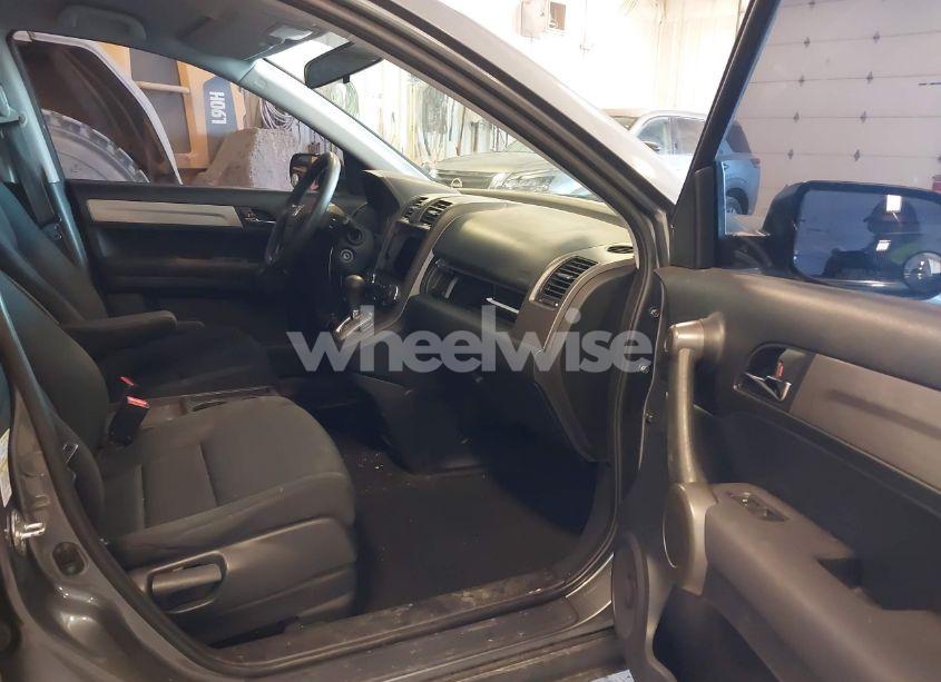 Photo 5 of 2011 Honda Cr-v LX (VIN 5J6RE4H35BL801355)