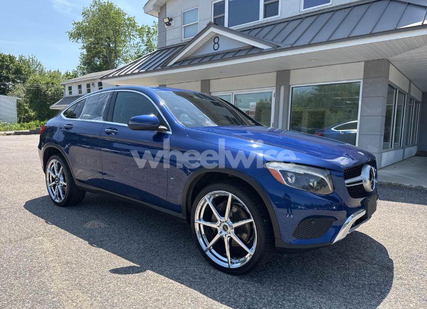 2017 Mercedes-benz Glc COUPE 300 4MATIC (VIN 5J6RE4H36AL******) main photo